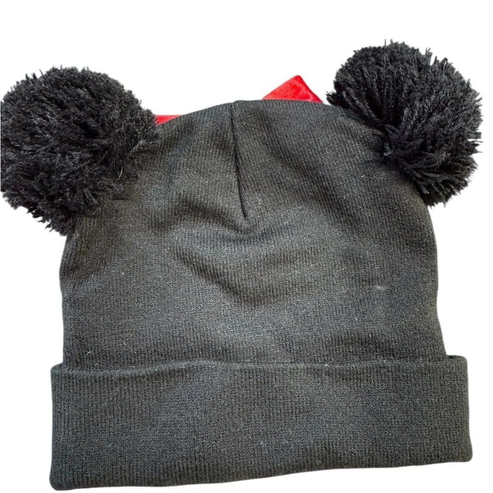 Disney Minnie Mouse Pom-Pom Ear Beanie - Black & Red